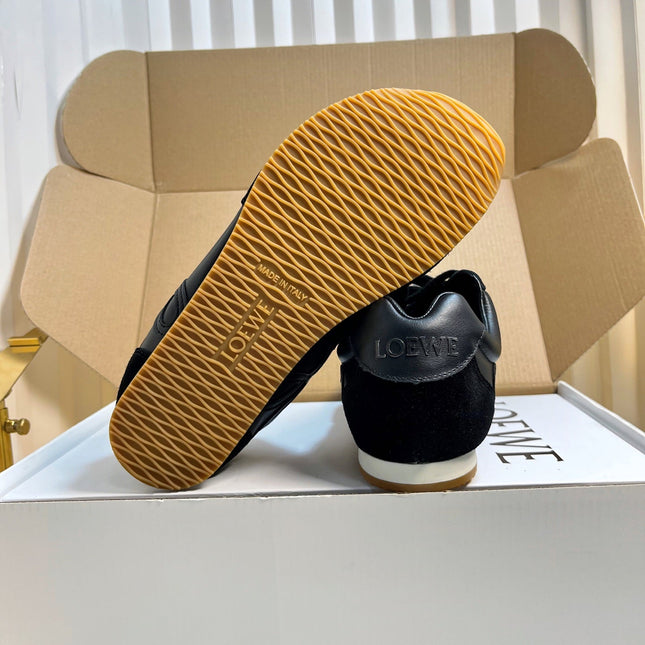 LOEWE 26S RUNNER 2.0 SNEAKERS IN BLACK CALFSKIN AND SUEDE