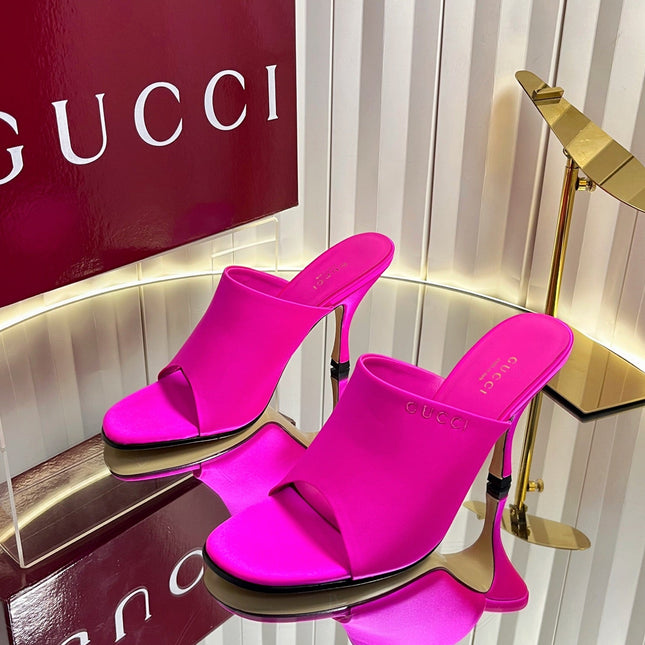 GUCCI 26S HIGH-HEELED SANDALS 100 MM IN DARK PINK SATIN