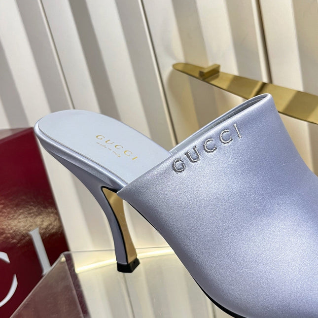 GUCCI 26S HIGH-HEELED SANDALS 100 MM IN GRAYISH BLUE SATIN