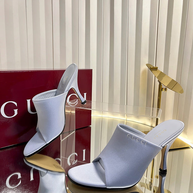 GUCCI 26S HIGH-HEELED SANDALS 100 MM IN GRAYISH BLUE SATIN