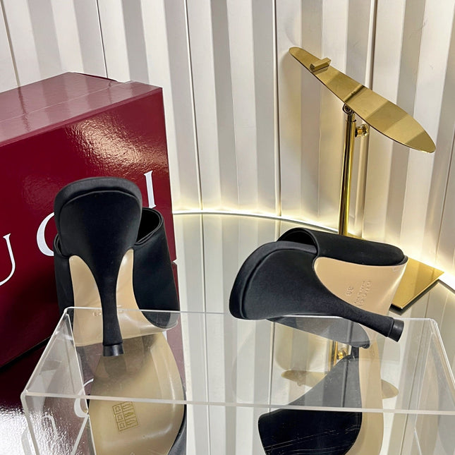 GUCCI 26S HIGH-HEELED SANDALS 100 MM IN BLACK SATIN