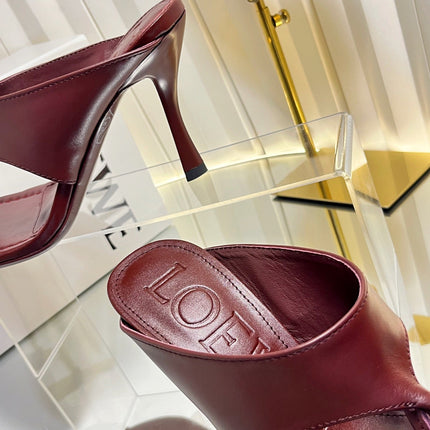 LOEWE 26S HEELED THONG SANDALS 90 MM IN DARK RED CALFSKIN