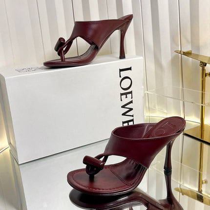 LOEWE 26S HEELED THONG SANDALS 90 MM IN DARK RED CALFSKIN