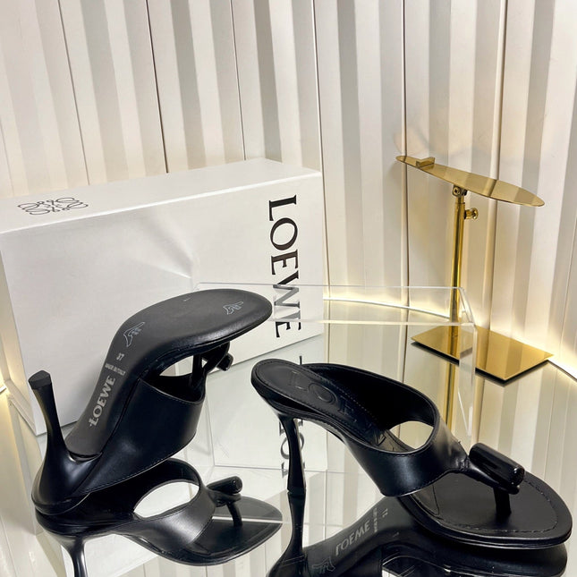 LOEWE 26S HEELED THONG SANDALS 90 MM IN BLACK CALFSKIN