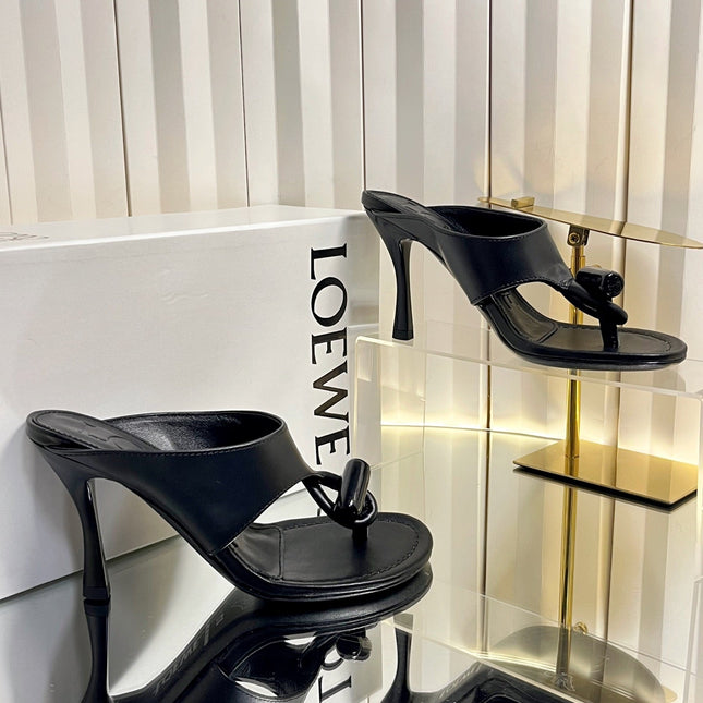 LOEWE 26S HEELED THONG SANDALS 90 MM IN BLACK CALFSKIN