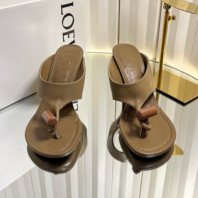 LOEWE 26S HEELED THONG SANDALS 90 MM IN CAMEL BROWN CALFSKIN