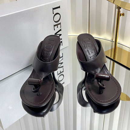 LOEWE 26S HEELED THONG SANDALS 90 MM IN DARK BROWN CALFSKIN