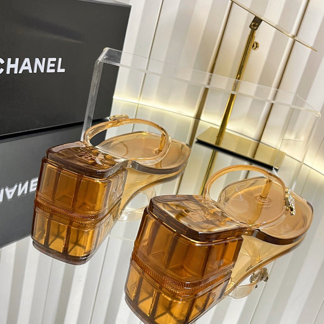 CHANEL 26S TRANSPARENT THONG SANDALS IN BROWN PVC