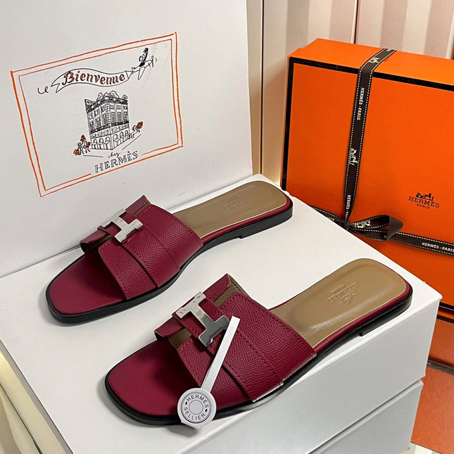 HM 26S ORAN SANDALS IN BURGUNDY RED EPSOM CALFSKIN SILVER HARDWARE