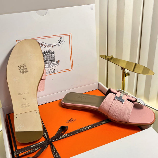 HM 26S ORAN SANDALS IN PINK EPSOM CALFSKIN SILVER HARDWARE