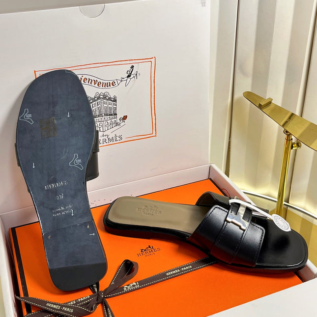 HM 26S ORAN SANDALS IN BLACK CALFSKIN SILVER HARDWARE