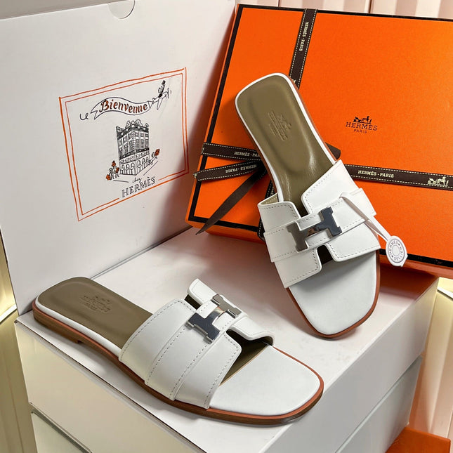 HM 26S ORAN SANDALS IN WHITE CALFSKIN SILVER HARDWARE