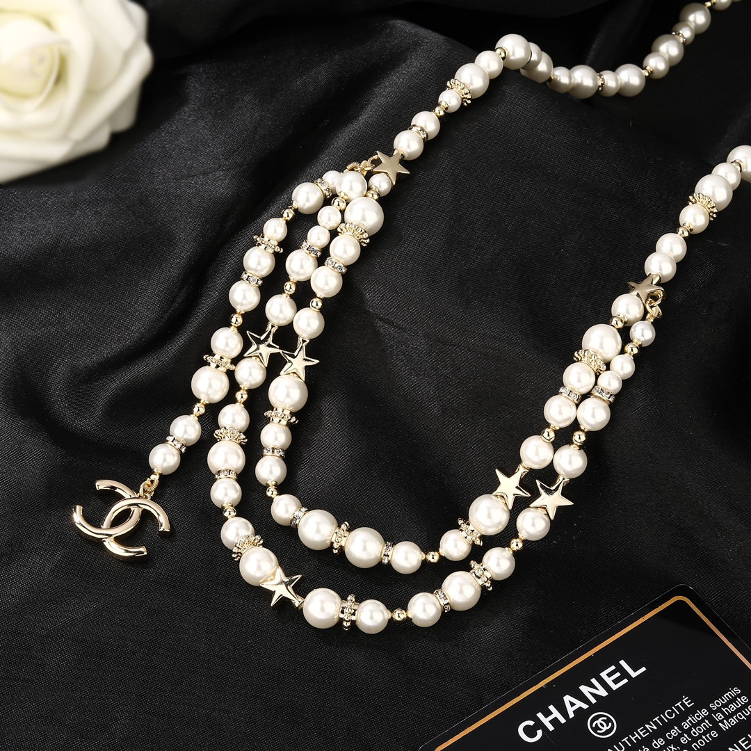 CHANEL 25S CHAIN BELT IN WHITE PEARL 612712