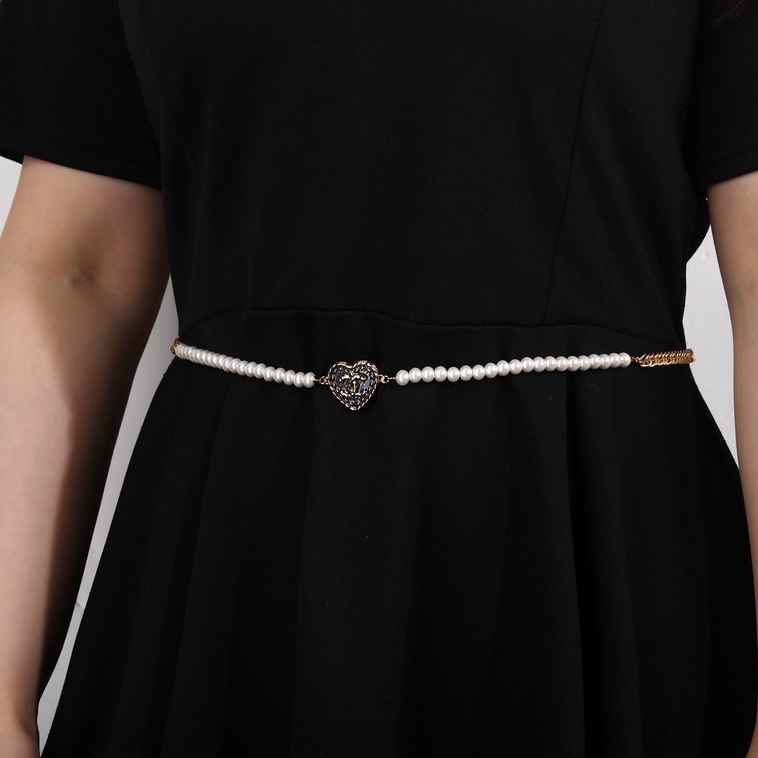 CHANEL 25S CHAIN BELT IN WHITE PEARL 614479
