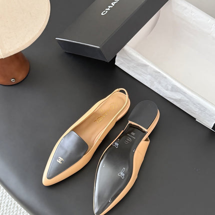 CHANEL 26S SLINGBACK FLAT IN BLACK AND BEIGE CALFSKIN