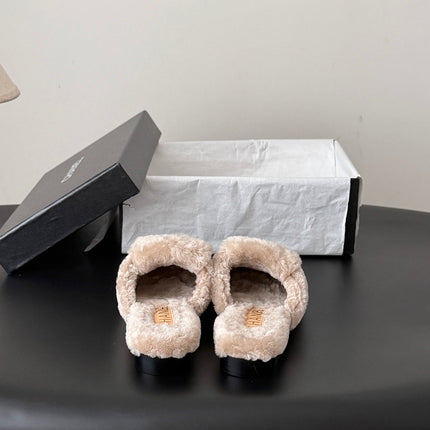 CHANEL 26S MULES IN BEIGE SHEARLING LINING
