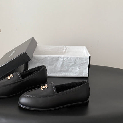 CHANEL 26S LOAFERS IN BLACK CALFSKIN AND SHEARLING LINING
