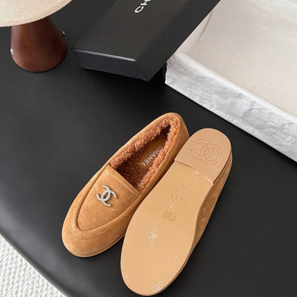 CHANEL 26S LOAFERS IN BROWN SUEDE AND SHEARLING LINING