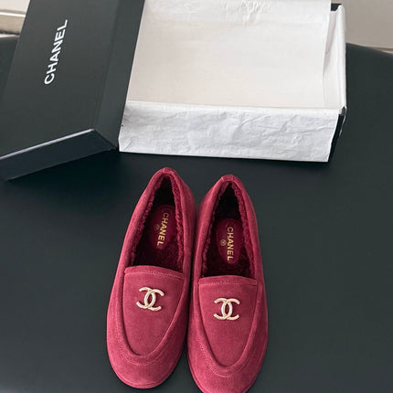 CHANEL 26S LOAFERS IN BURGUNDY SUEDE AND SHEARLING LINING