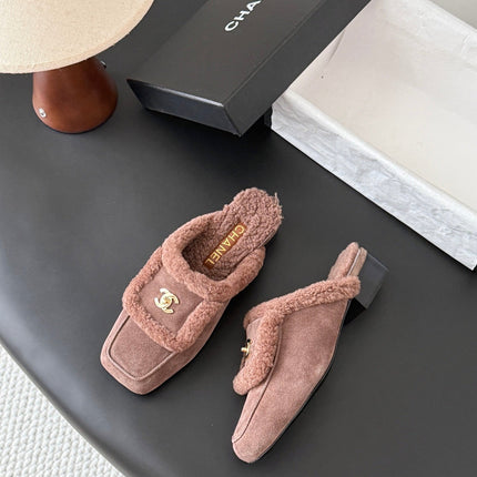 CHANEL 26S MULES IN TAUPE SHEARLING AND SUEDE