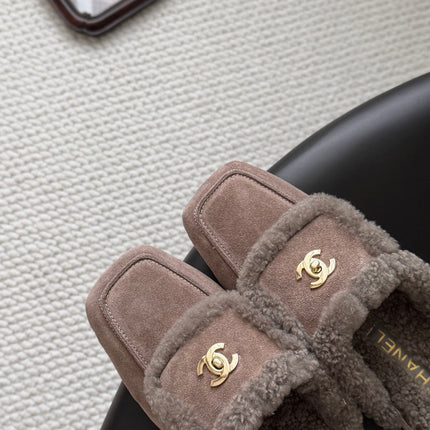 CHANEL 26S MULES IN GREY SHEARLING AND SUEDE