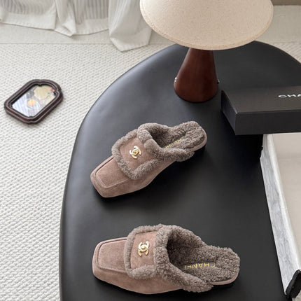 CHANEL 26S MULES IN GREY SHEARLING AND SUEDE