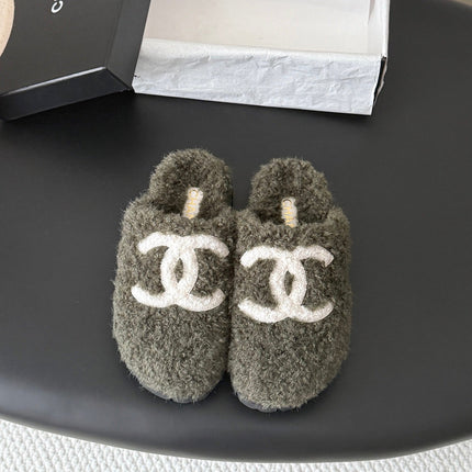 CHANEL 26S SLIDE SANDALS IN DARK GREY SHEARLING UPPER AND LINING WITH WHITE CC LOGO