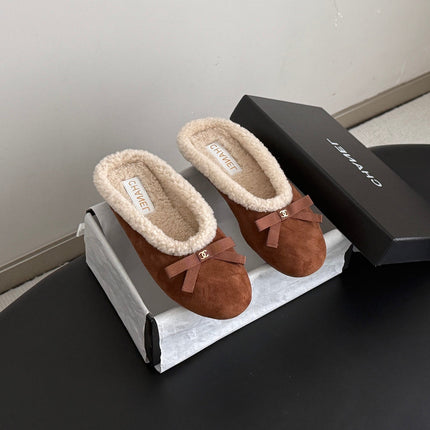 CHANEL 26S MULES IN BROWN SUEDE AND SHEARLING