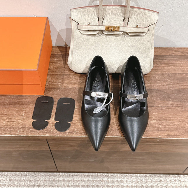 HM KIARA FLAT PUMP IN BLACK CALFSKIN