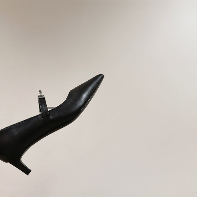 HM KIARA FLAT PUMP IN BLACK CALFSKIN