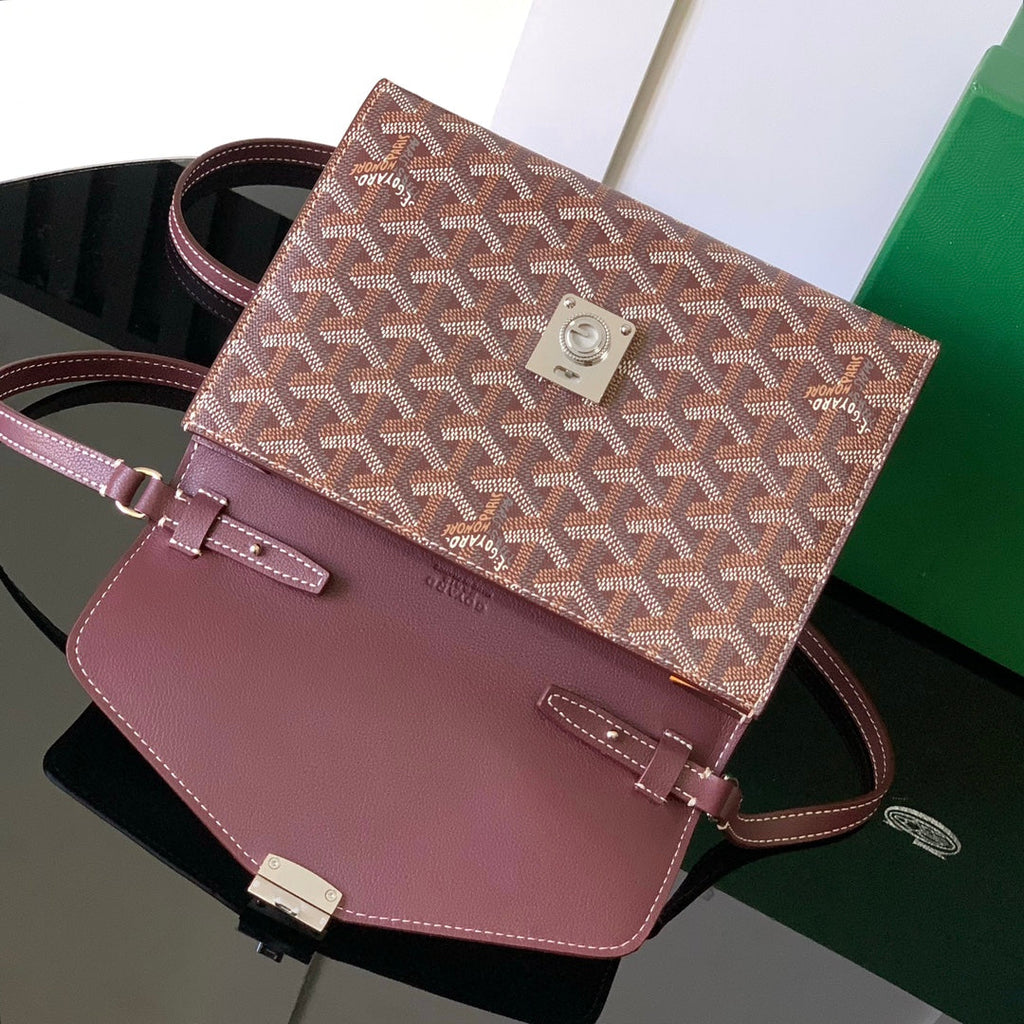 CHYPRE WALLET-POUCH 21 IN WINE RED GOYARDINE CANVAS AND CALFSKIN