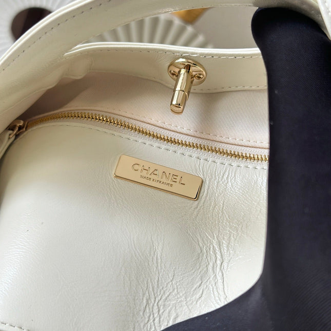 CHANEL 26S MINI SHOPPING BAG 32 IN WHITE LAMBSKIN