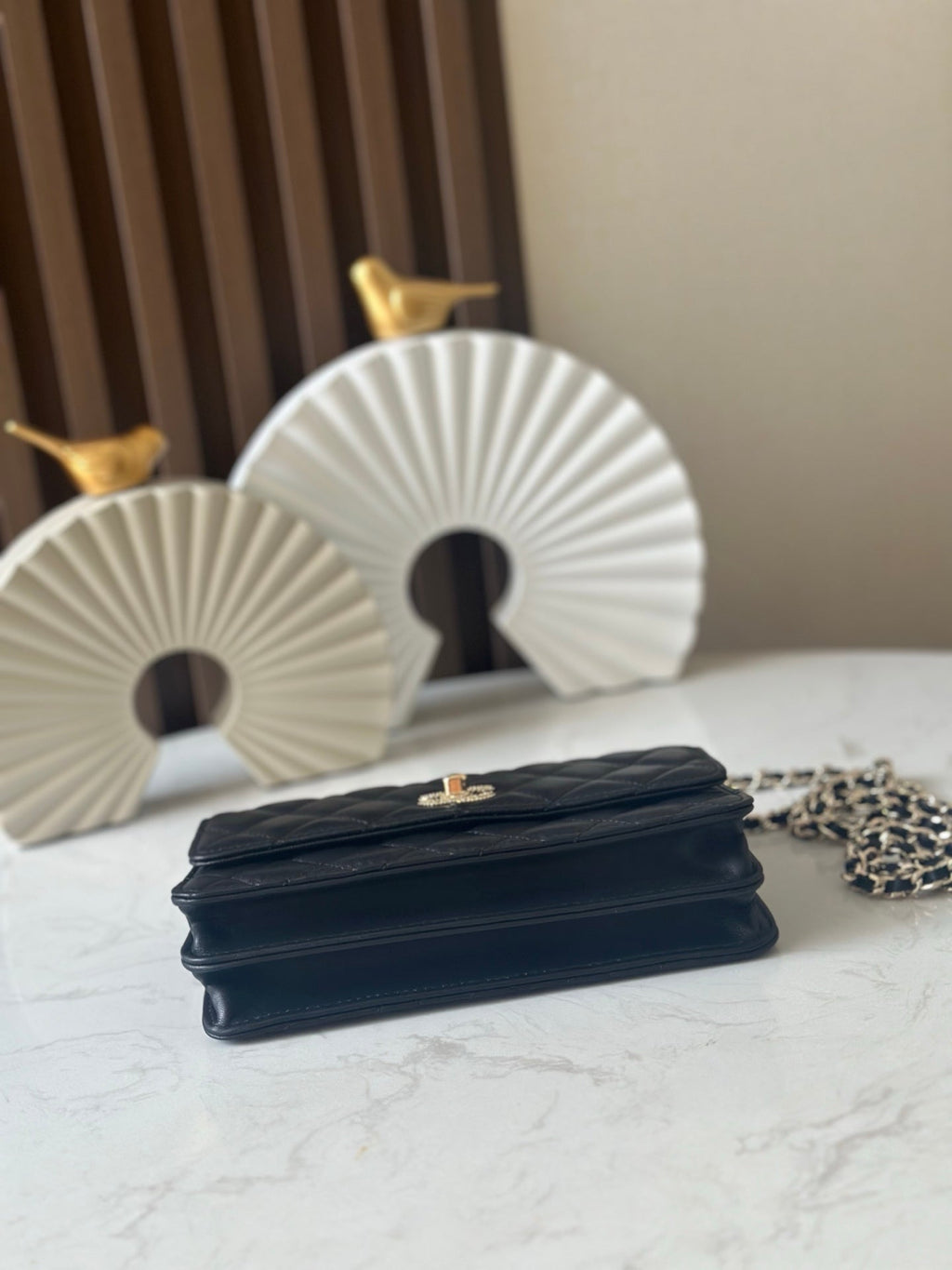 CHANEL 25S MINI FLAP BAG 18 IN BLACK CALFSKIN GOLD HARDWARE