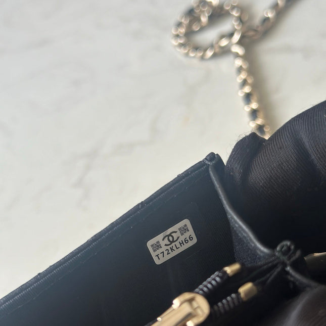 CHANEL 25S MINI FLAP BAG 18 IN BLACK CALFSKIN GOLD HARDWARE