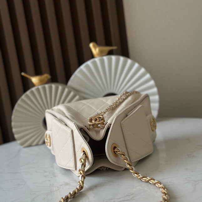 CHANEL 25S HOBO BAG 22 IN CREAM WHITE CALFSKIN GOLD HARDWARE