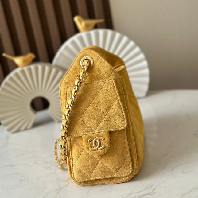 CHANEL 25S HOBO BAG 22 IN YELLOW SUEDE GOLD HARDWARE
