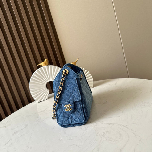 CHANEL 25S HOBO BAG 22 IN BLUE DENIM GOLD HARDWARE