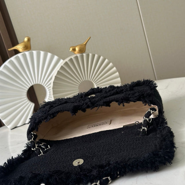 CHANEL 26S FLAP BAG 27 IN BLACK TWEED