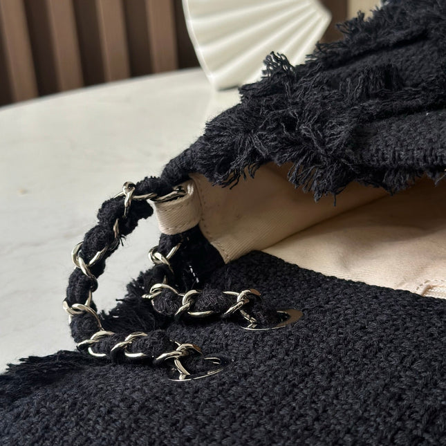 CHANEL 26S FLAP BAG 38 IN BLACK TWEED