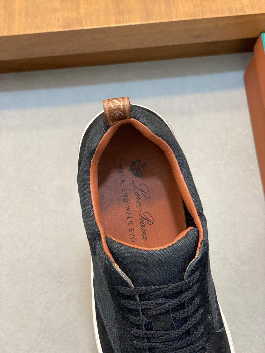 LP NEWPORT WALK SNEAKERS BLACK AND ANCHOR SUEDE