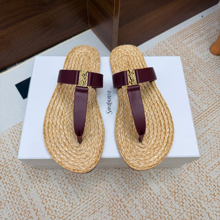 YSL 26S THONG SLIDES IN BEIGE RAFFIA AND WINE RED CALFSKIN