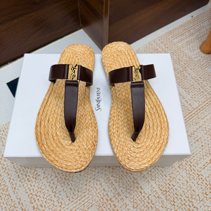 YSL 26S THONG SLIDES IN BEIGE RAFFIA AND DARK BROWN CALFSKIN