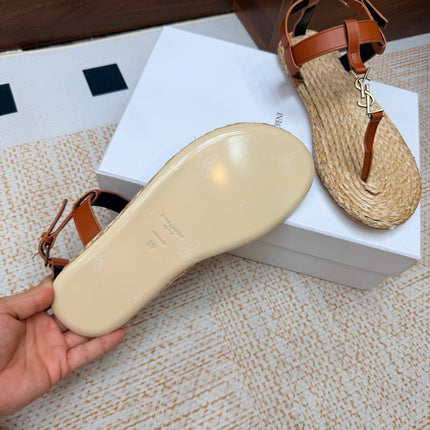 YSL 26S THONG SANDALS IN BEIGE RAFFIA AND COGNAC BROWN CALFSKIN