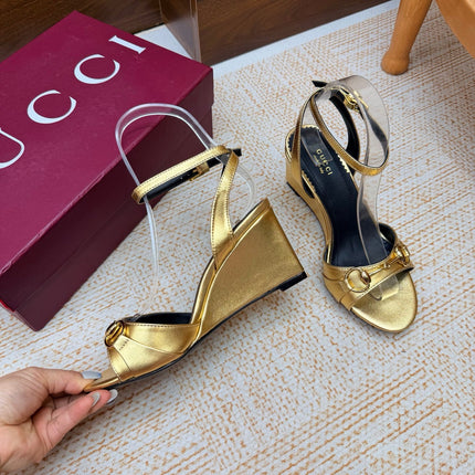 GUCCI 26S WEDGE SANDALS 80 MM IN GOLD CALFSKIN