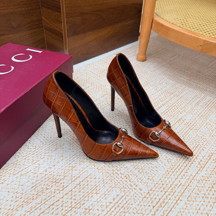 GUCCI 26S HORSEBIT PUMPS 105 MM IN BROWN CROCODILE EMBOSSED LEATHER