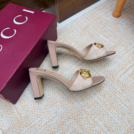 GUCCI 26S HORSEBIT HEEL SANDALS 85 MM IN BEIGE GG CANVAS