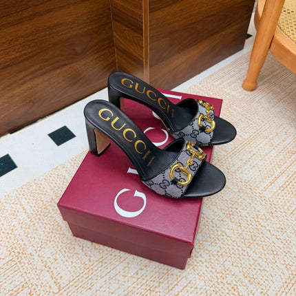 GUCCI 26S HORSEBIT HEEL SANDALS 85 MM IN BLACK MIX GREY GG CANVAS