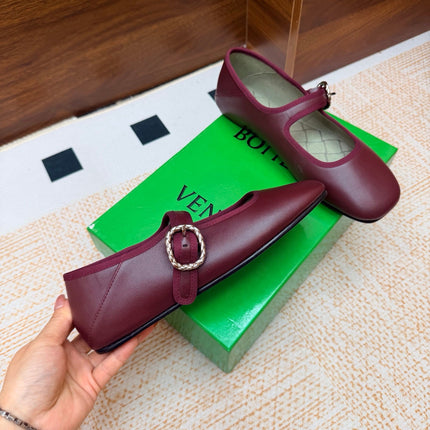 BOTTEGA VENETA 26S MARY JANE FLATS IN DARK RED LAMBSKIN WITH BUCKLE