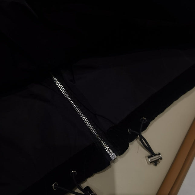 PRADA 25S VELVET VEST 572