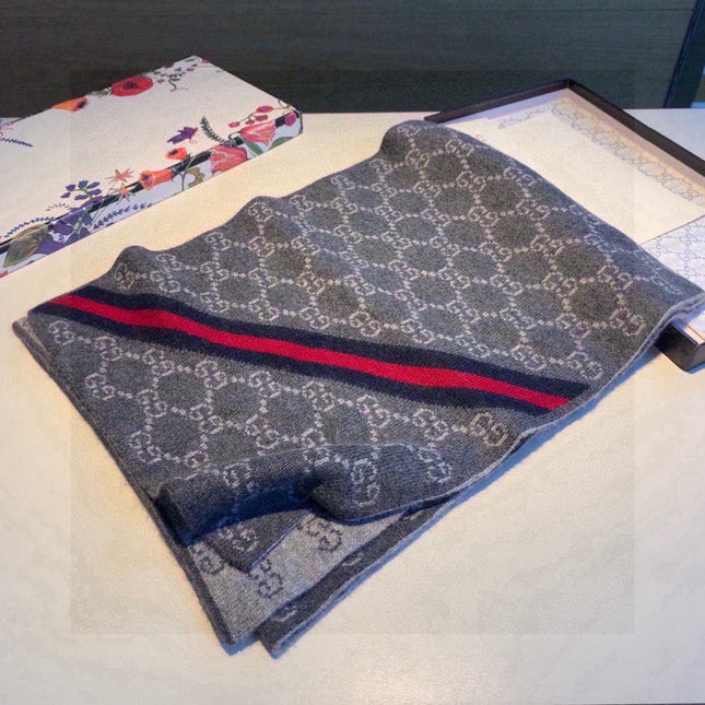 CLASSIC SCARF 180 CM IN DARK GRAY MONOGRAM CASHMERE 401994